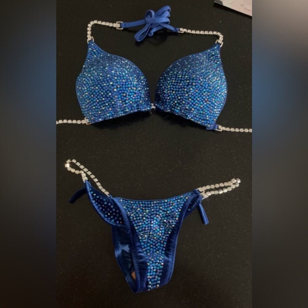 Toxic Angels Bikinis Blue Competition Bikini SZ 32DD